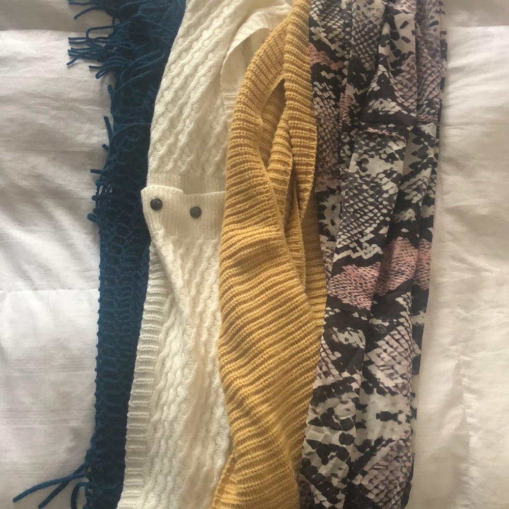 Set of 4 Infinity Scarves